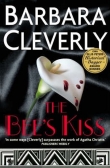 Книга The Bee's Kiss автора Barbara Cleverly