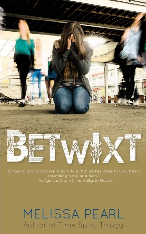 обложка книги Betwixt - Melissa Pearl