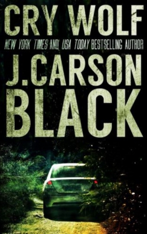 обложка книги Cry Wolf - J. Carson Black