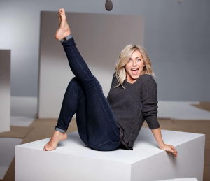 обложка книги ДІвчина-Корольова Проти ОркІв - Олег Рыбаченко