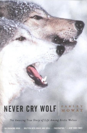 обложка книги Never Cry Wolf - Farley Mowat