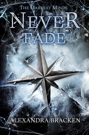 обложка книги Never Fade  - Alexandra Bracken