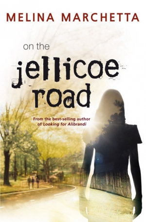 обложка книги On the Jellicoe Road  - Melina Marchetta