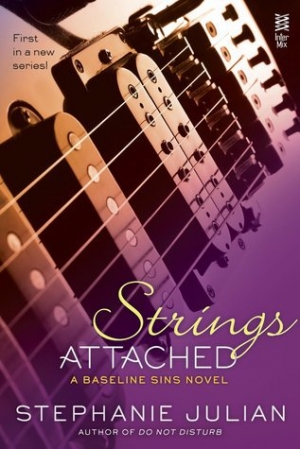 обложка книги Strings Attached - Stephanie Julian